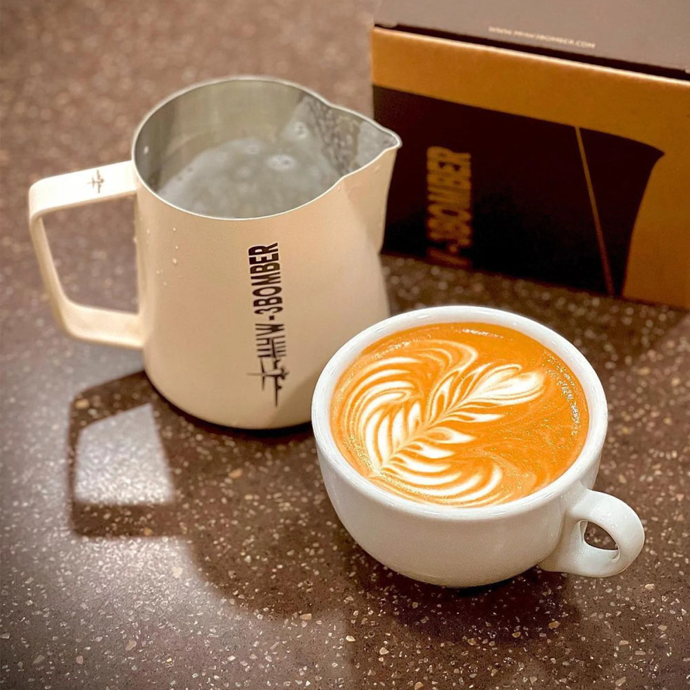 MHW-3Bomber Milk Pitcher 5.0 Off-White 500 ML