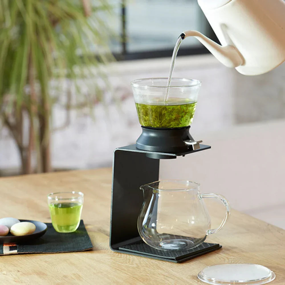 Hario Tea Dripper LARGO 35 set featuring a round glass steeping bowl, silicone base, and matching 800ml glass server.