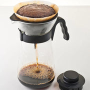 Hario V60 glass iced coffee maker with a 700ml capacity, featuring a clear glass carafe